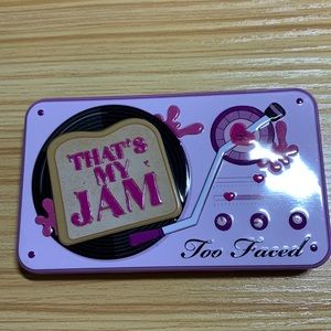 Two Faced eye shadow palette